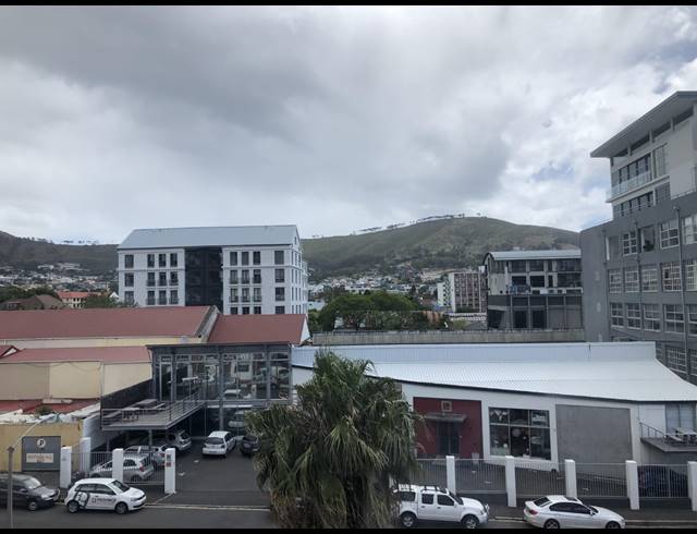 95M² OFFICE FOR SALE IN GARDENS